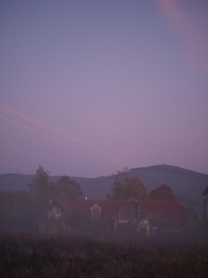 Selanka Off Road Hill View Hotel Moravske Lieskove Exterior photo